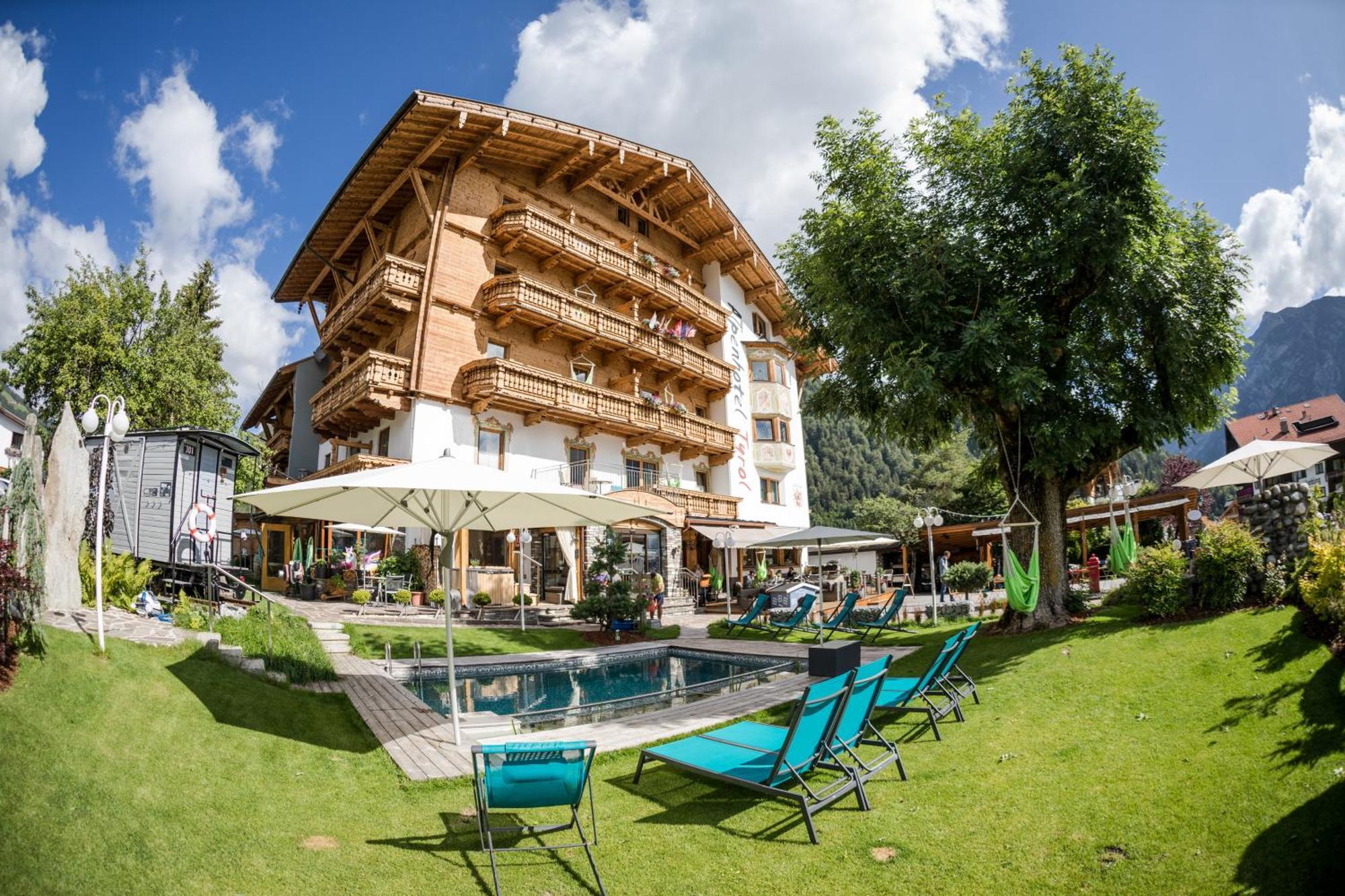 Alpenhotel Tyrol - B&B Konzepthotel - Adults Only 佩尔蒂绍 外观 照片