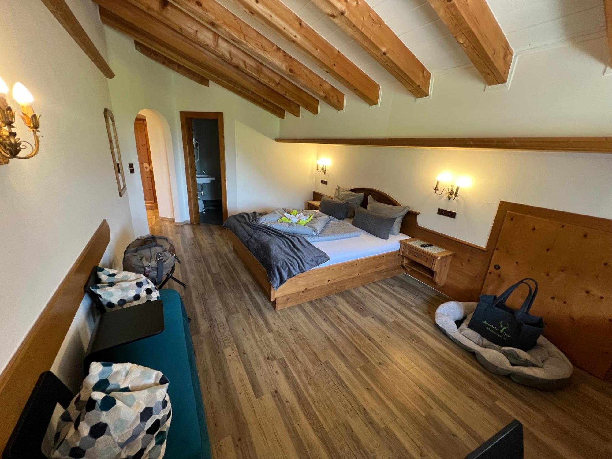Alpenhotel Tyrol - B&B Konzepthotel - Adults Only 佩尔蒂绍 外观 照片